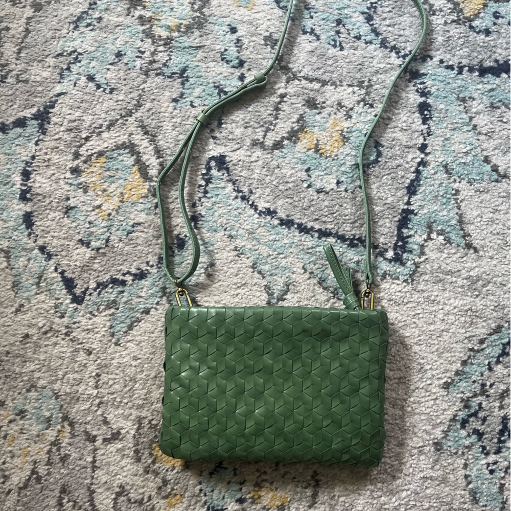 Madewell puff crossbody woven bag - green leather